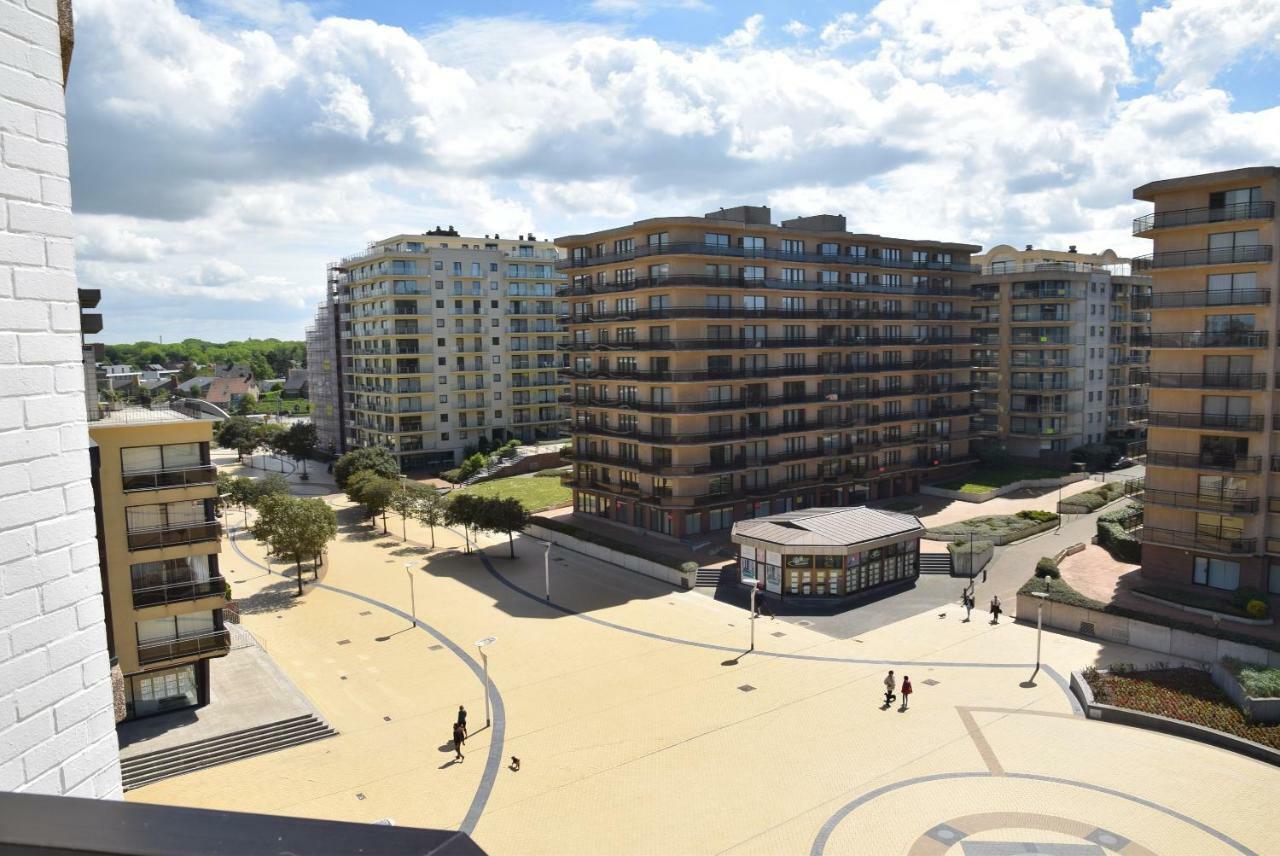 Plaza Apartment De Panne Exterior foto
